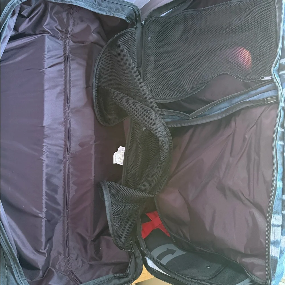 Dakine Split Roller Luggage 110L - like NEW! - Picture 14 of 14